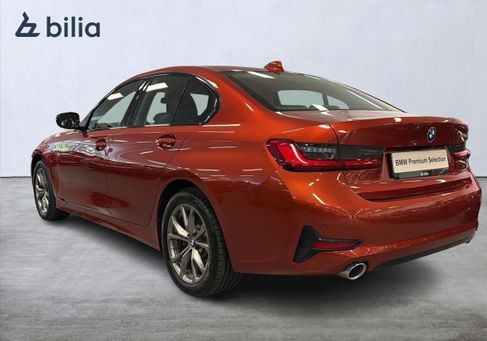 BMW 330, 2020
