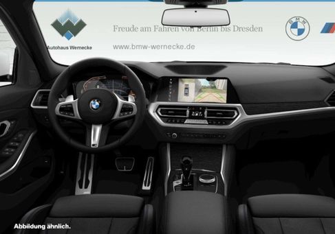 BMW 330, 2021
