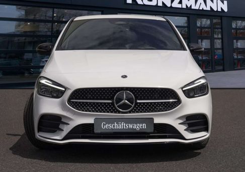 Mercedes-Benz B 180, 2026