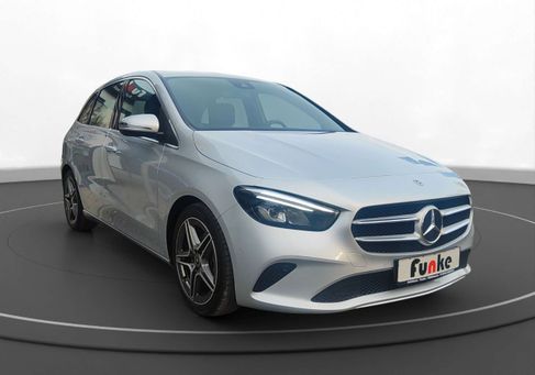 Mercedes-Benz B 200, 2021