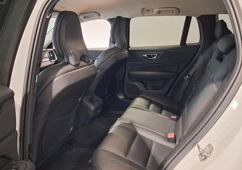 Volvo V60, 2021 3