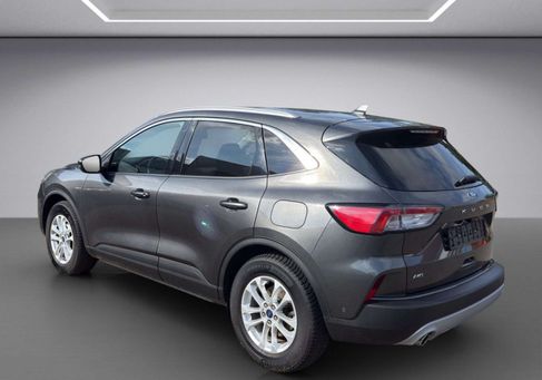 Ford Kuga, 2021