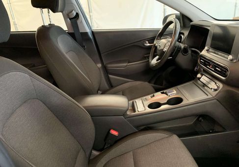 Hyundai Kona, 2022 3