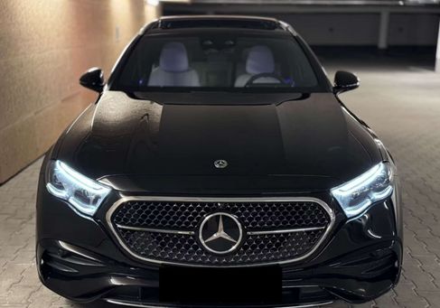 Mercedes-Benz E 220, 2024