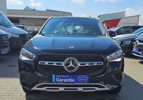 Mercedes-Benz GLA 200, 2023 2