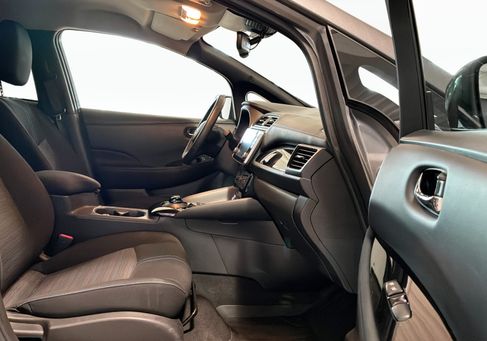 Nissan Leaf, 2021 3