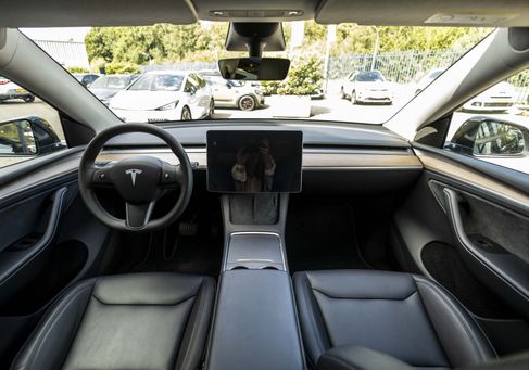 Tesla Model Y, 2024 2