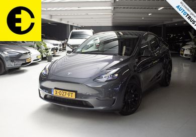 Tesla Model Y, 2021