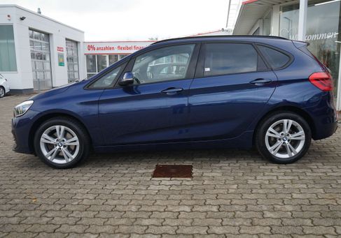 BMW 218, 2020