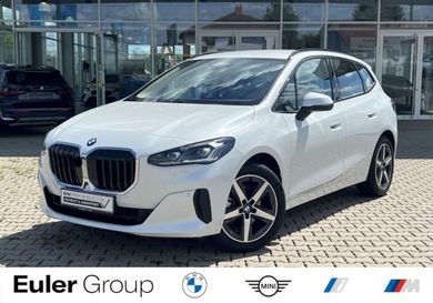 BMW 220, 2025