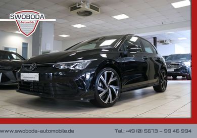 Volkswagen Golf, 2024