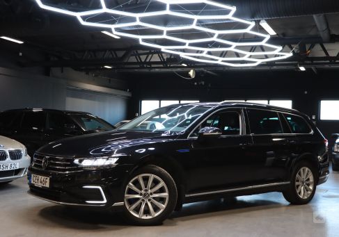 Volkswagen Passat Variant, 2021