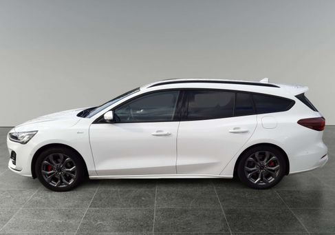 Ford Focus, 2025 3