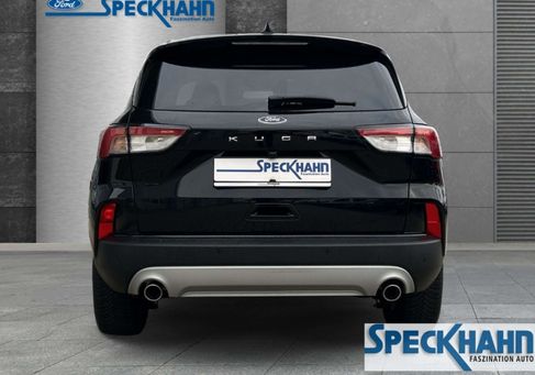 Ford Kuga, 2022