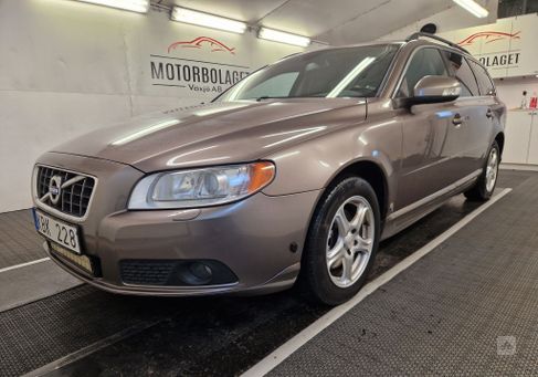 Volvo V70, 2010