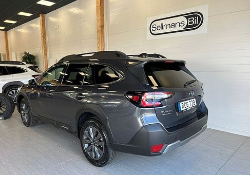 Subaru OUTBACK, 2025
