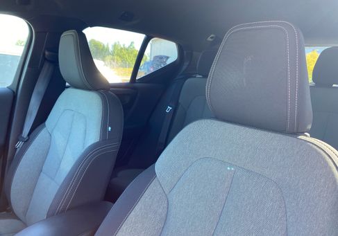 Volvo XC40, 2023 3