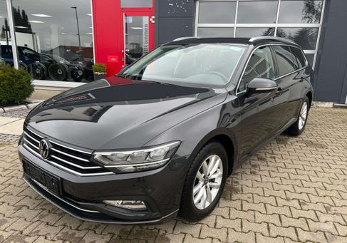 Volkswagen Passat Variant, 2022