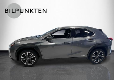 Lexus UX, 2019