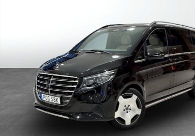 Mercedes-Benz V 300, 2025