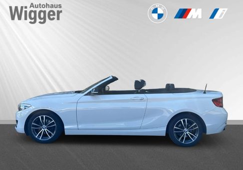 BMW 218, 2021 2
