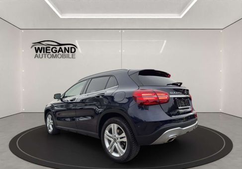 Mercedes-Benz GLA 220, 2018 3
