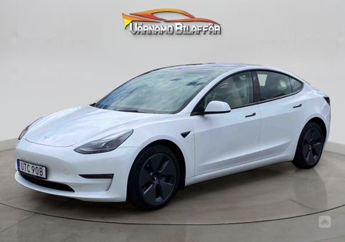 Tesla Model 3, 2021