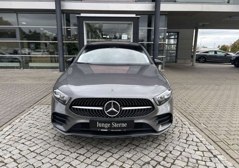 Mercedes-Benz A 200, 2022