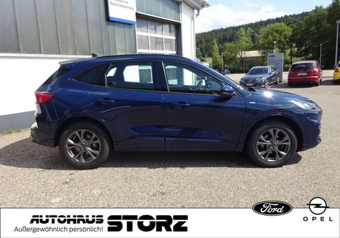 Ford Kuga, 2022