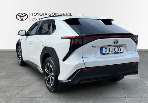 Toyota bZ4X, 2023