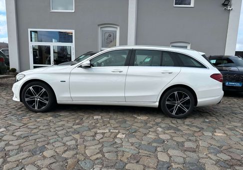 Mercedes-Benz C 300, 2021