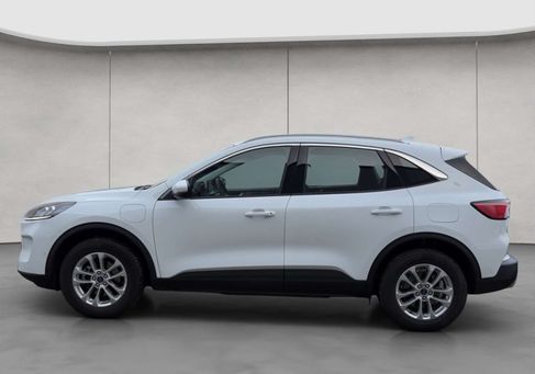 Ford Kuga, 2022