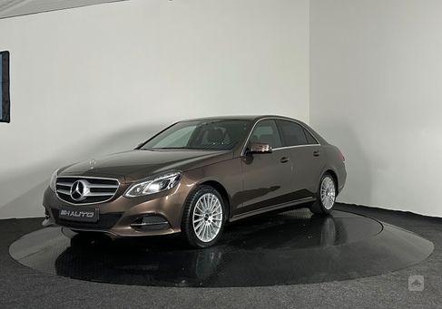 Mercedes-Benz E 220, 2014