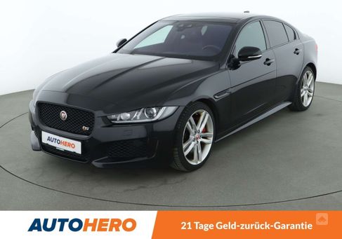 Jaguar XE, 2017