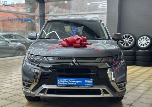 Mitsubishi Outlander, 2020