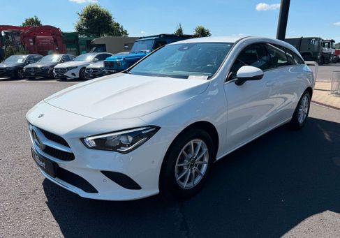 Mercedes-Benz CLA 200, 2021