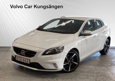 Volvo V40, 2016