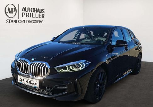 BMW 120, 2021