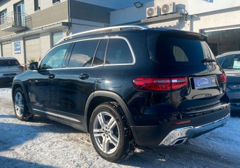 Mercedes-Benz GLB 180, 2022