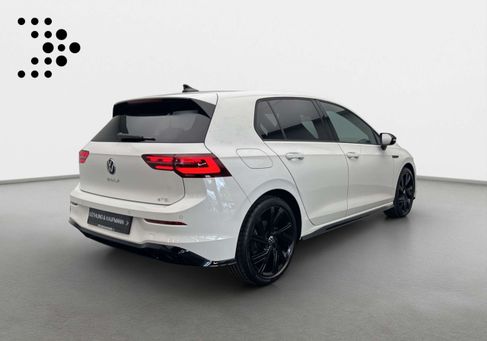 Volkswagen Golf, 2024 2