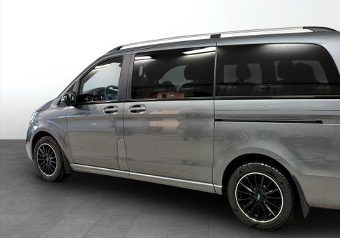 Mercedes-Benz V 300, 2022