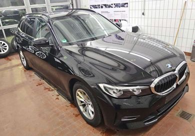 BMW 318, 2021