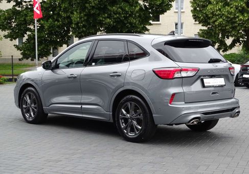 Ford Kuga, 2022