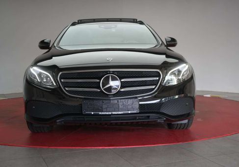 Mercedes-Benz E 300, 2020