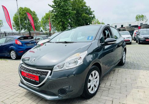 Peugeot 208, 2014