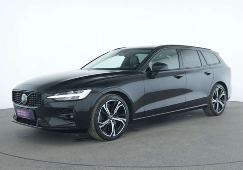 Volvo V60, 2022