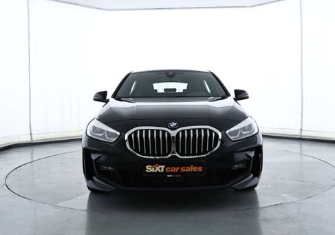 BMW 120, 2023