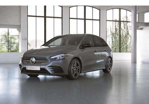 Mercedes-Benz B 200, 2021