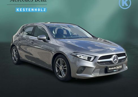 Mercedes-Benz A 220, 2019 3