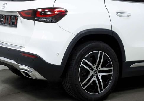 Mercedes-Benz GLA 220, 2019 3